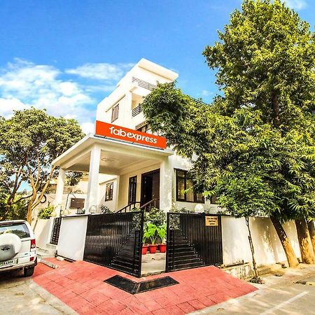 Fabexpress Tranquil Inn Gomti Nagar Lucknow Exterior photo